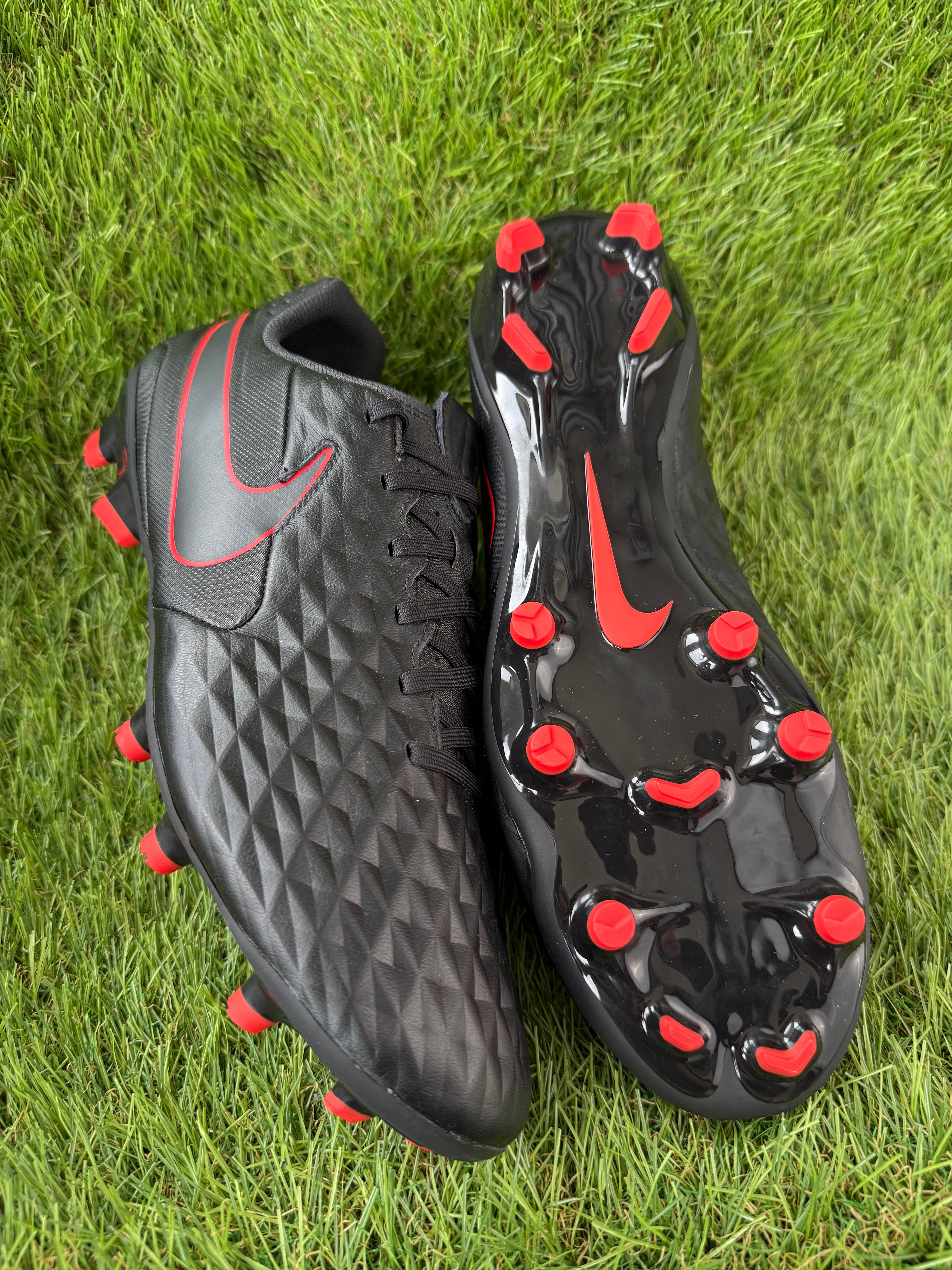 Nike Tiempo Legend 8 Academy FG - 9.5 UK