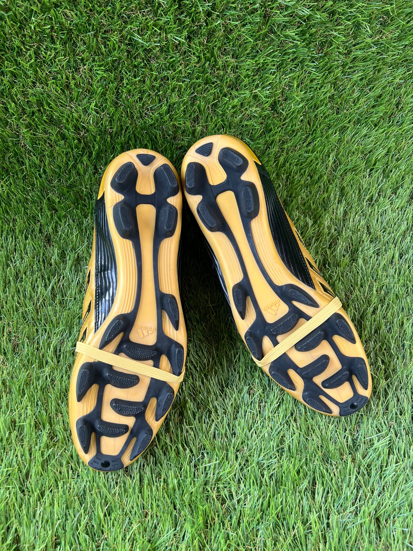 Adidas Predator Absolute FG - 8 UK