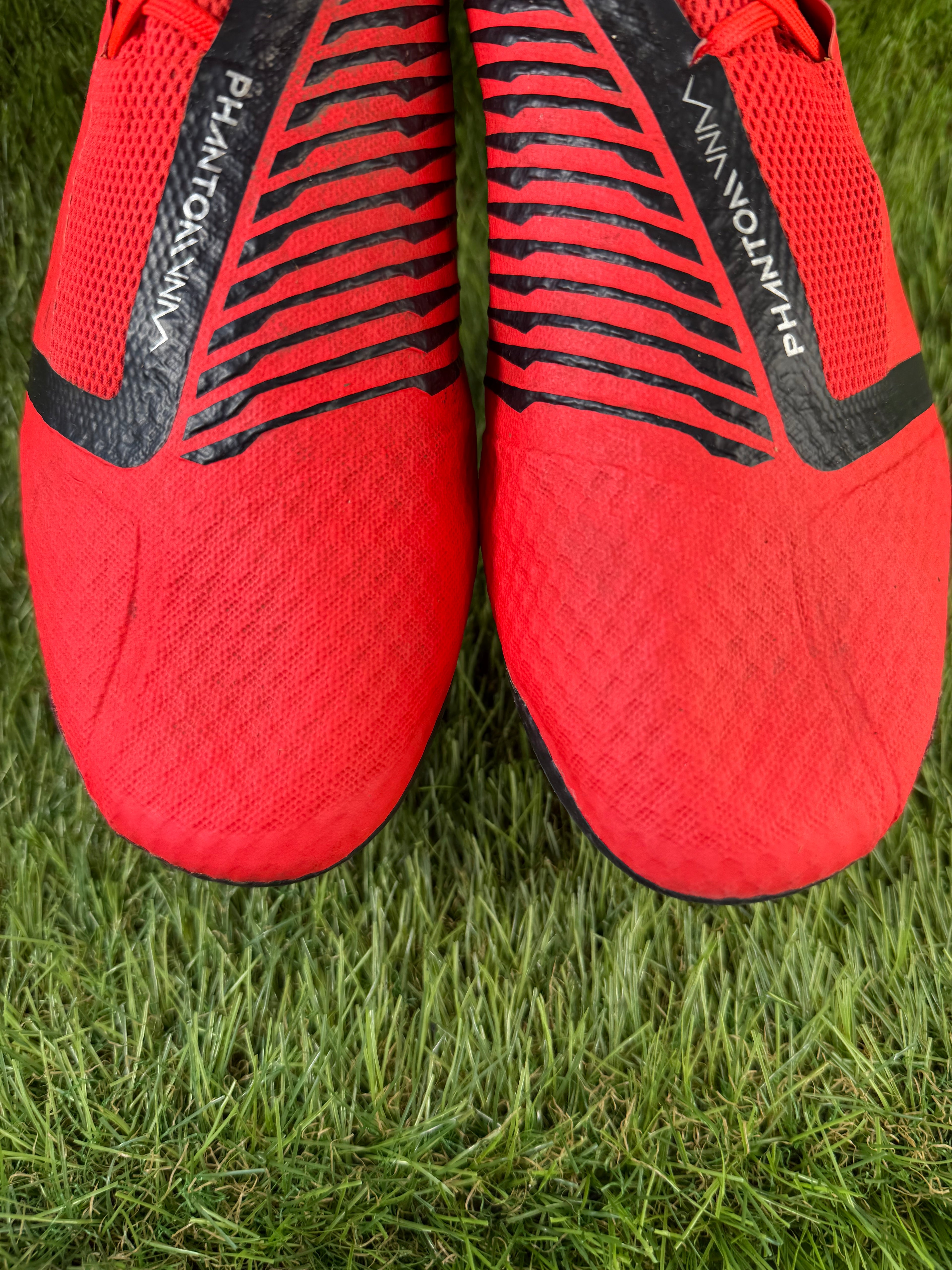 Nike Phantom Venom Academy Red FG - 11 UK
