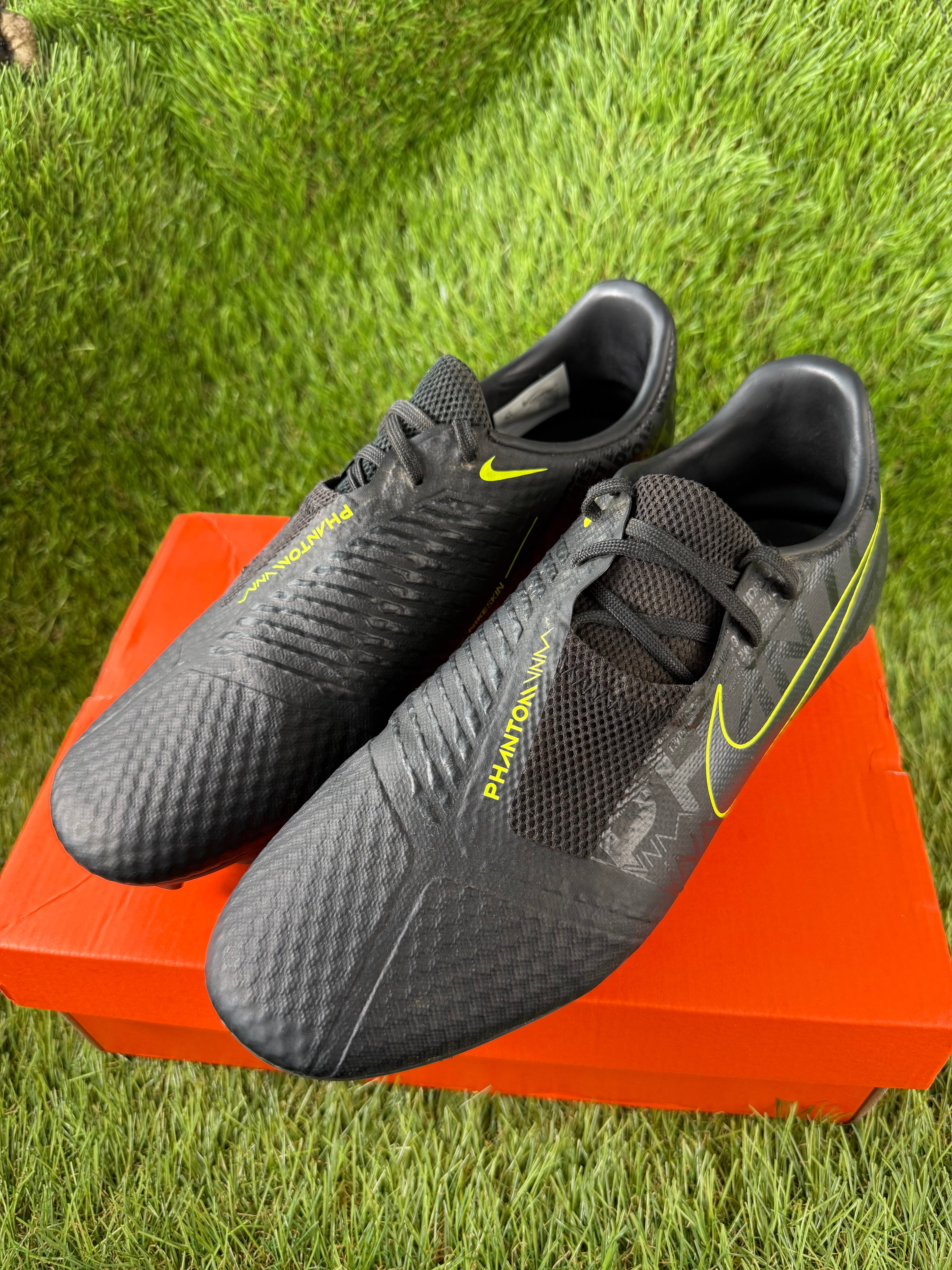 Nike Phantom Venom Academy SG - 8.5 UK