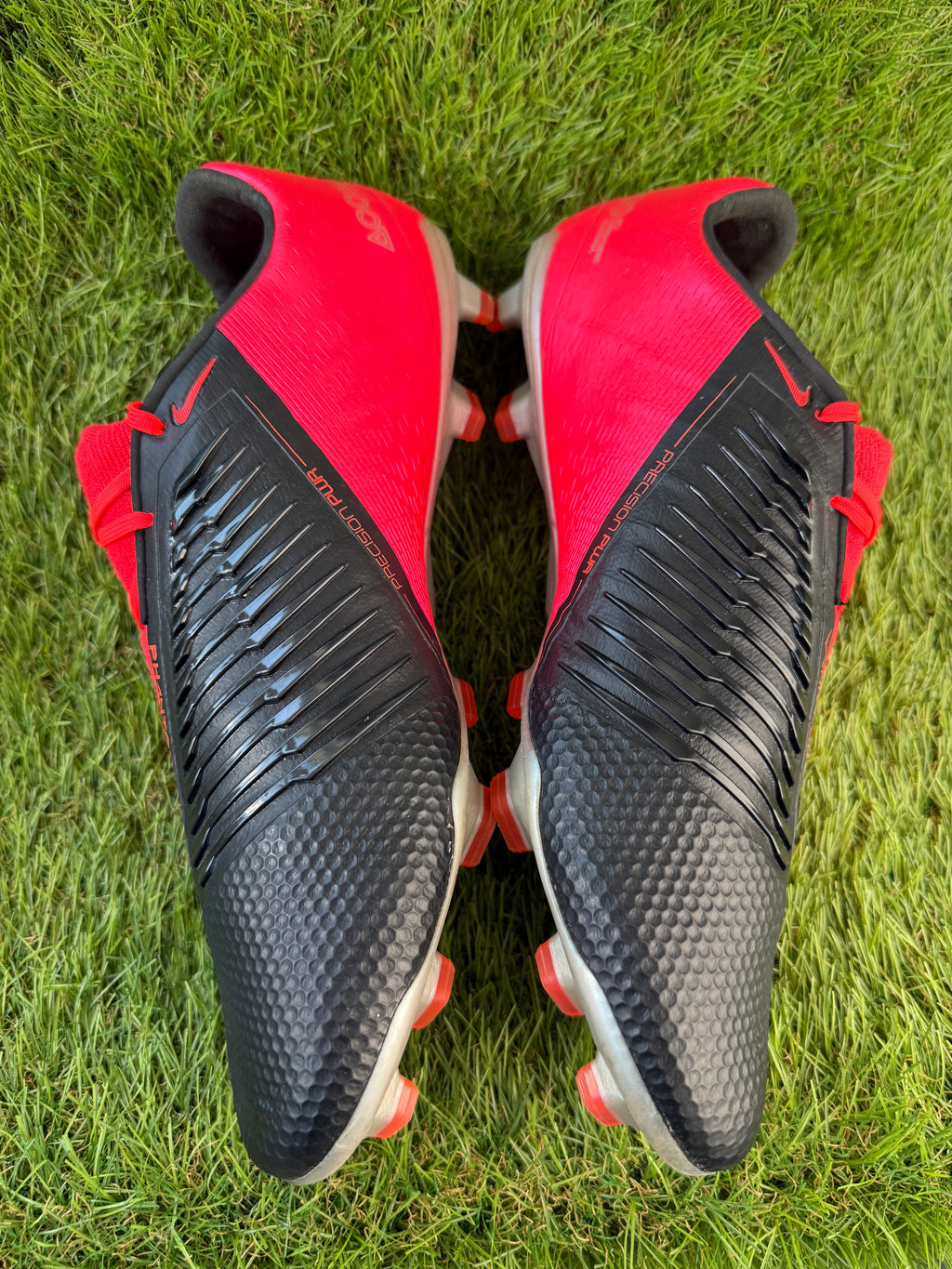 Nike Phantom Venom Elite FG - 12 UK