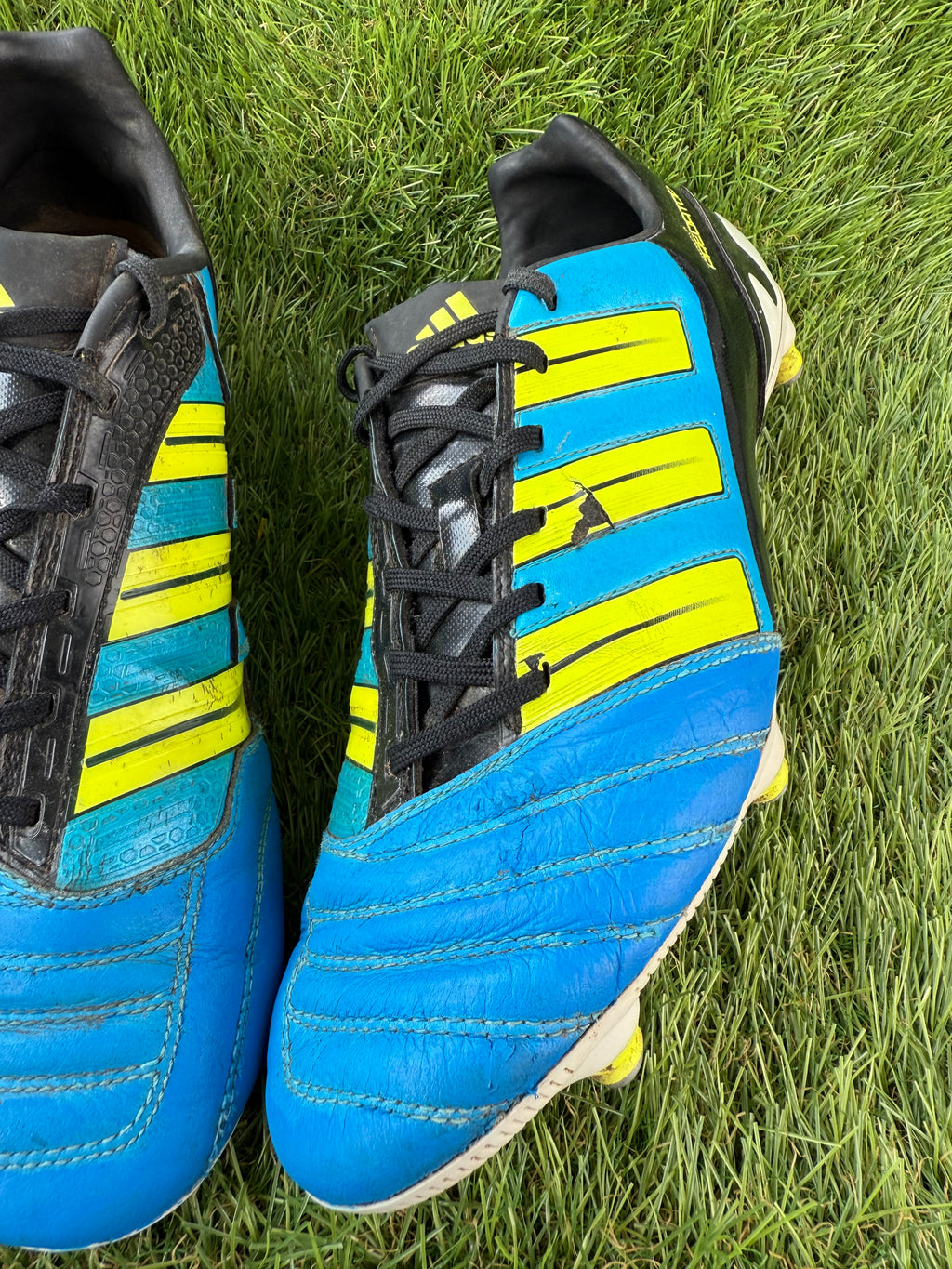 Adidas Predator Adipower SG - 9.5 UK