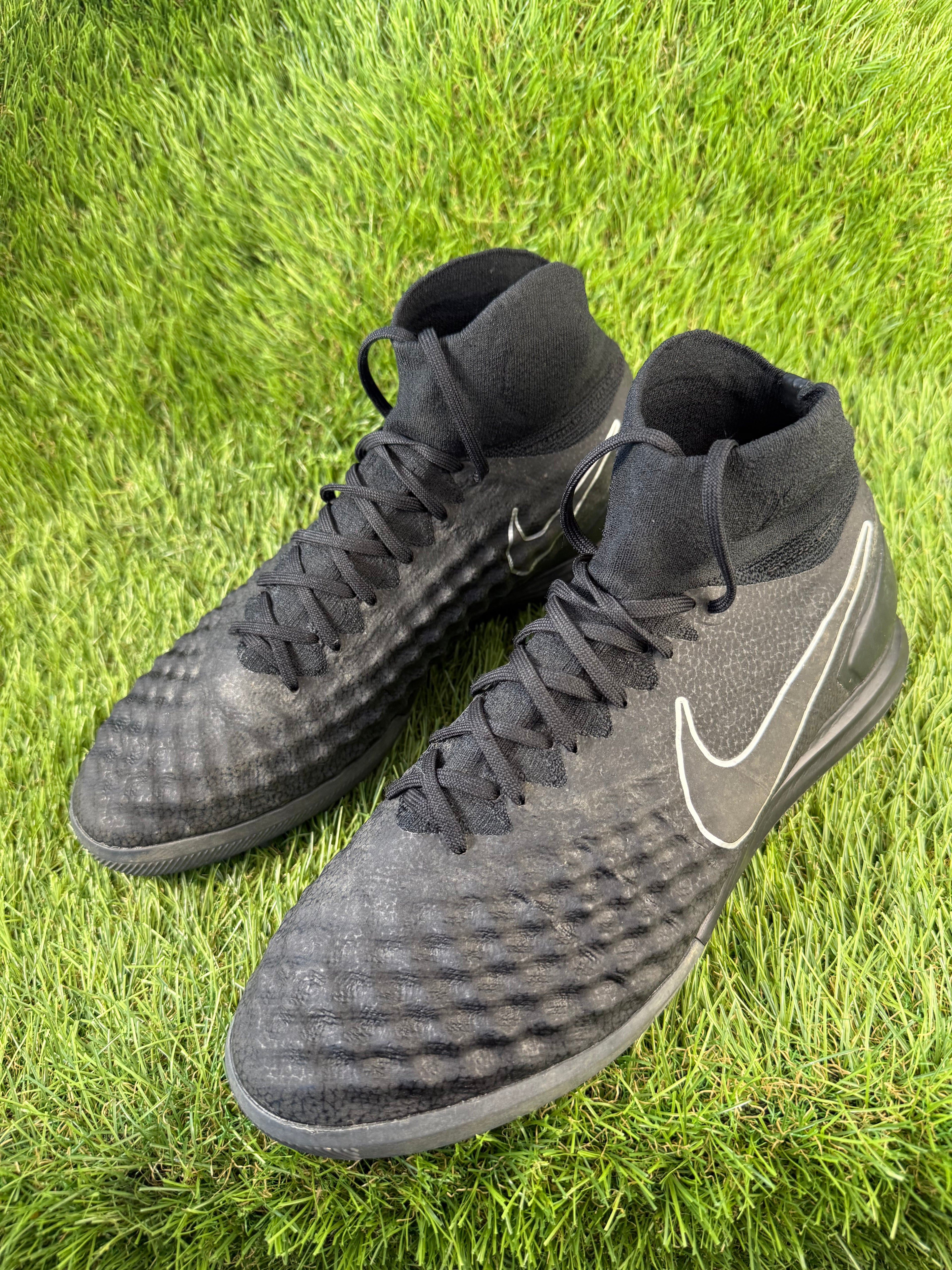 Nike MagistaX - 8.5 UK