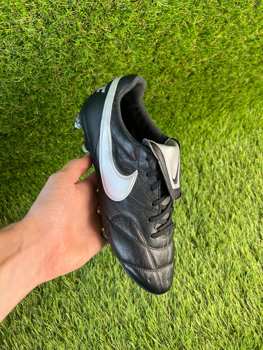 Nike Premier II SG - 7.5 UK