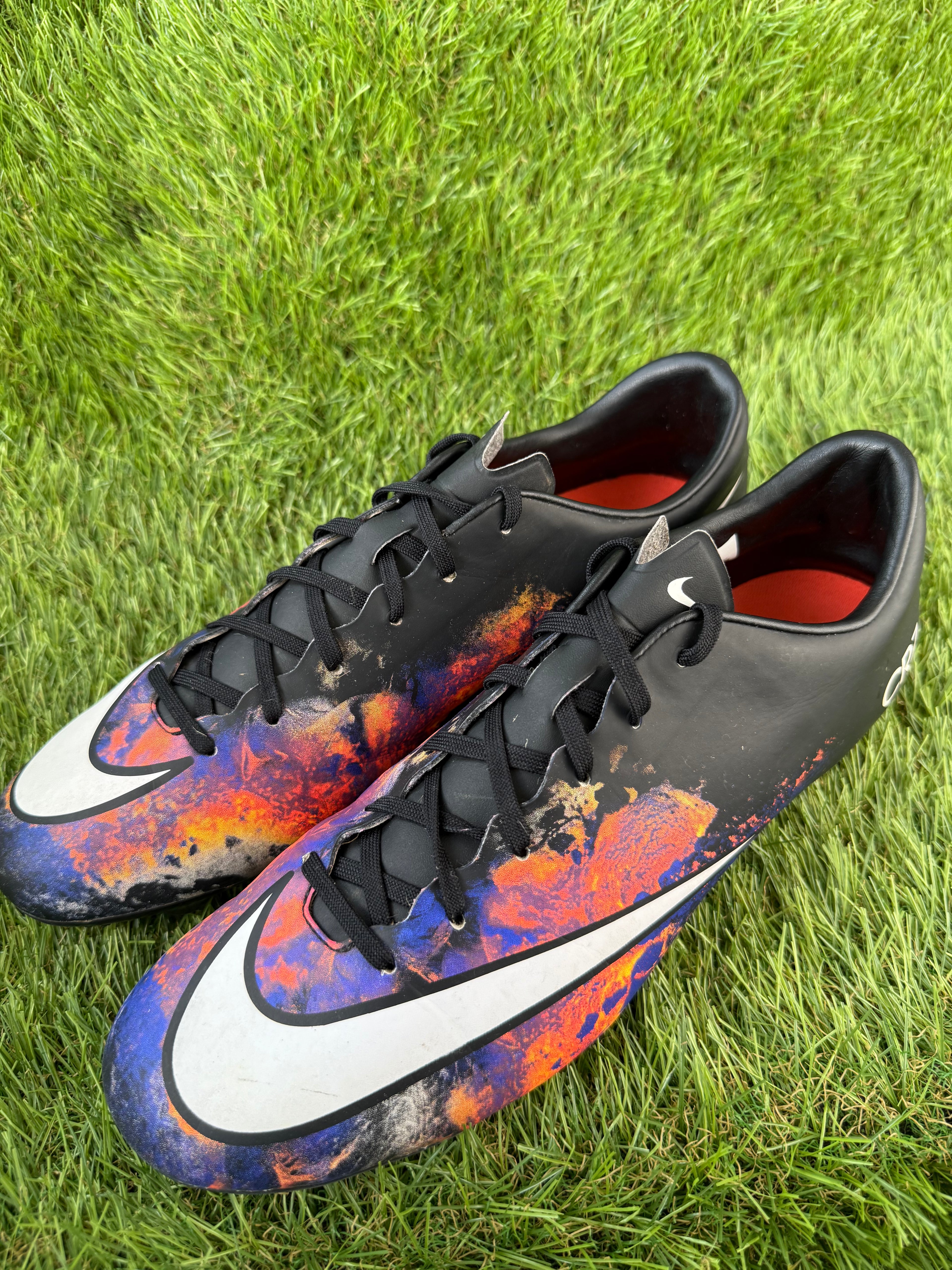 Nike Mercurial Vapor Victory V CR7 Savage Beauty SG - 9.5 UK