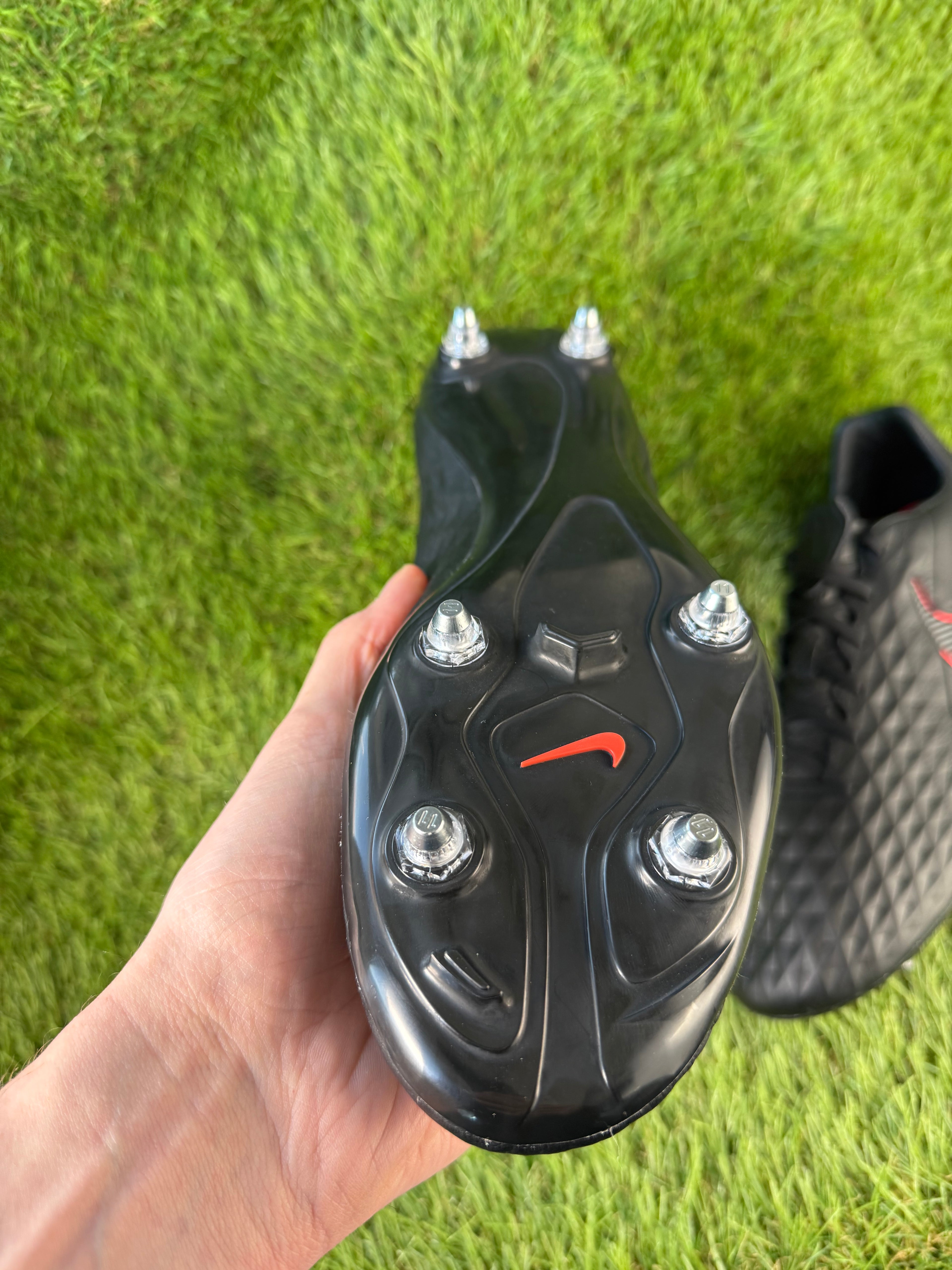 Nike Tiempo Legend 8 Pro - 10.5 UK