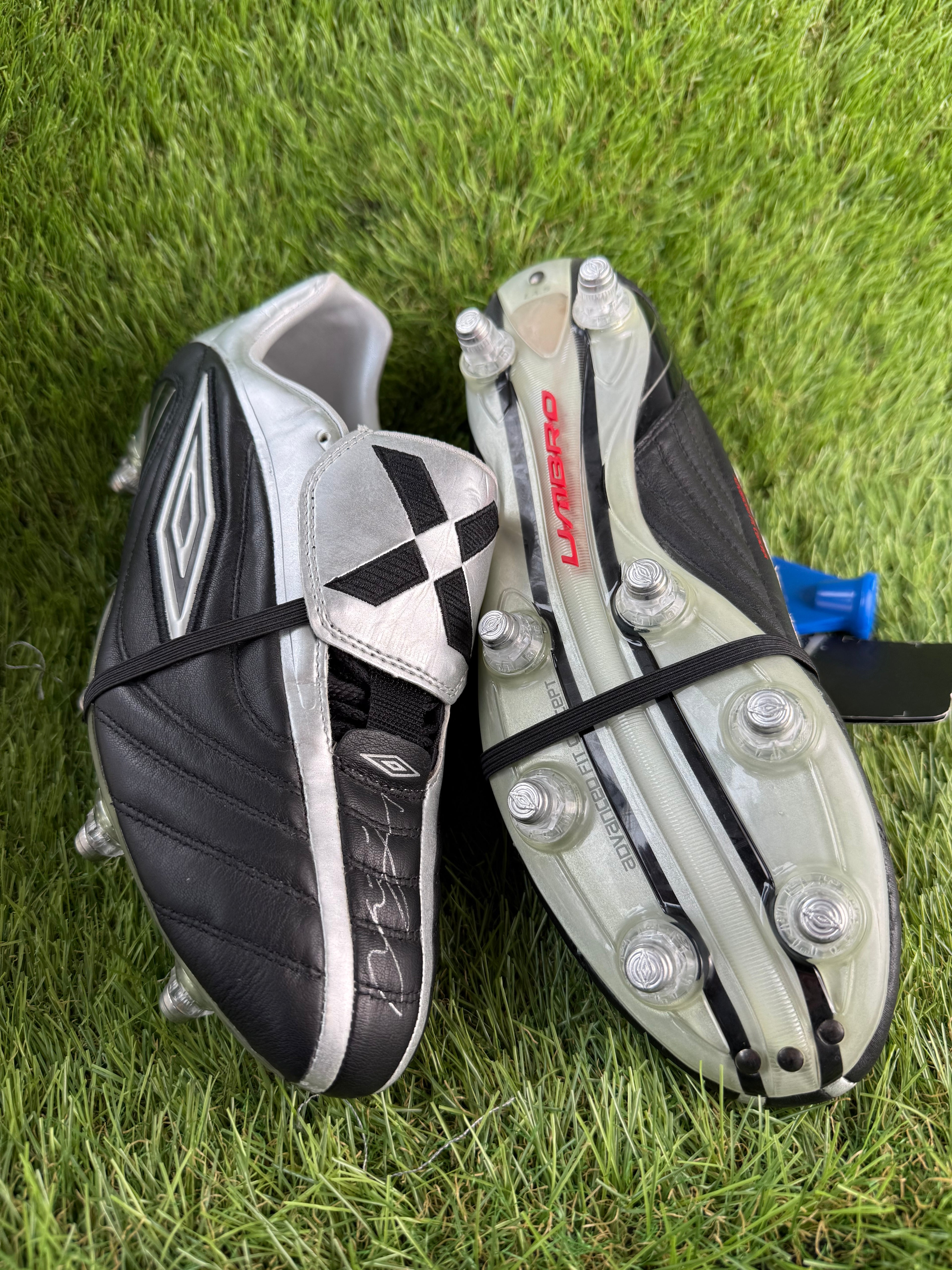 Umbro Michael Owen SG - 8.5 UK