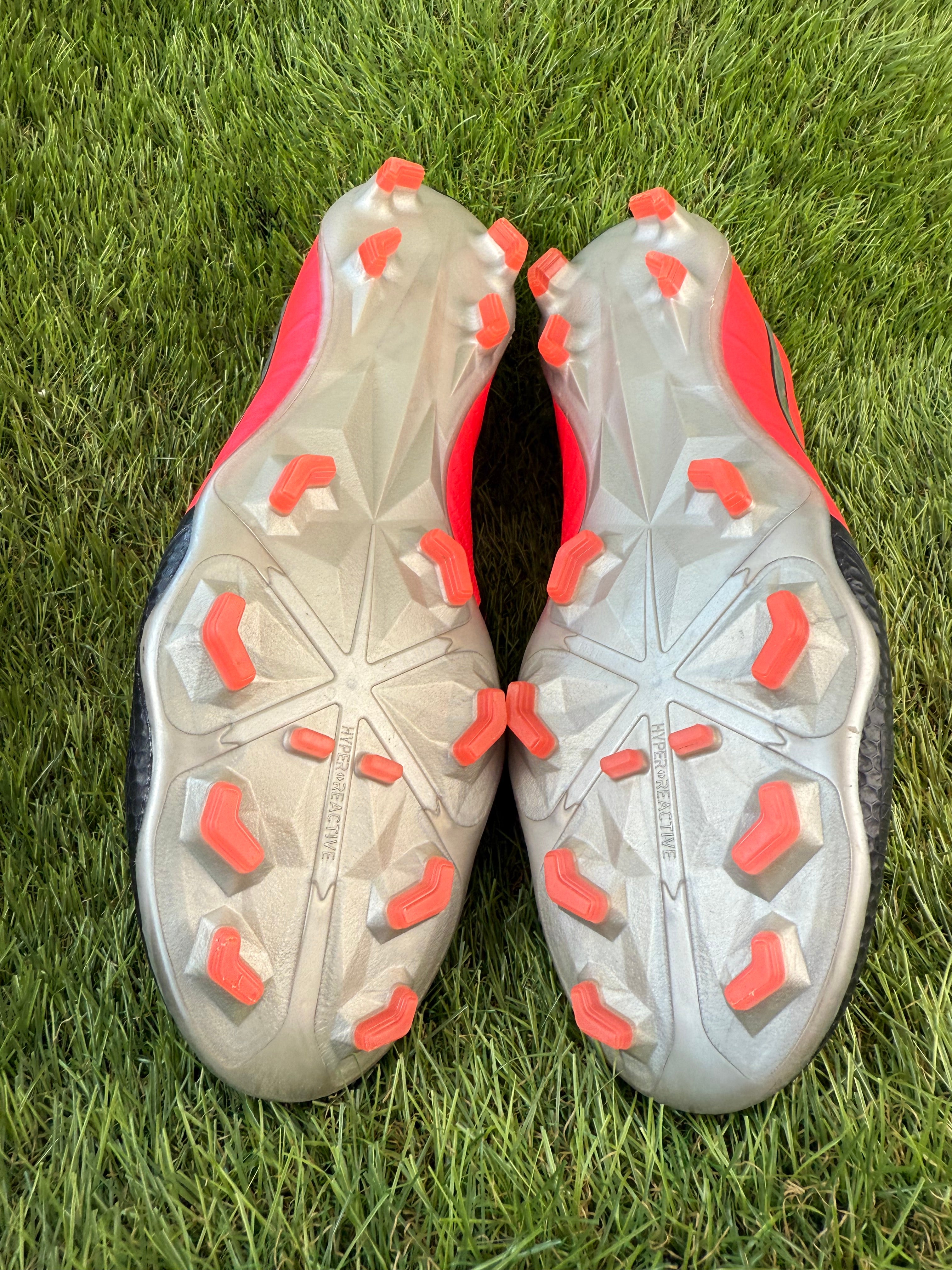 Nike Phantom Venom Elite FG - 12 UK