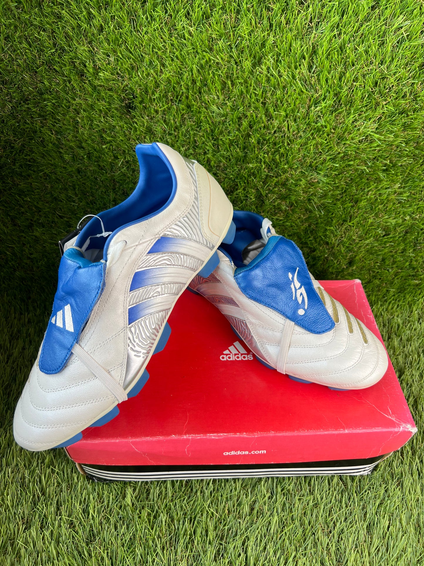Adidas Predator Pulsion FG - 10.5 UK