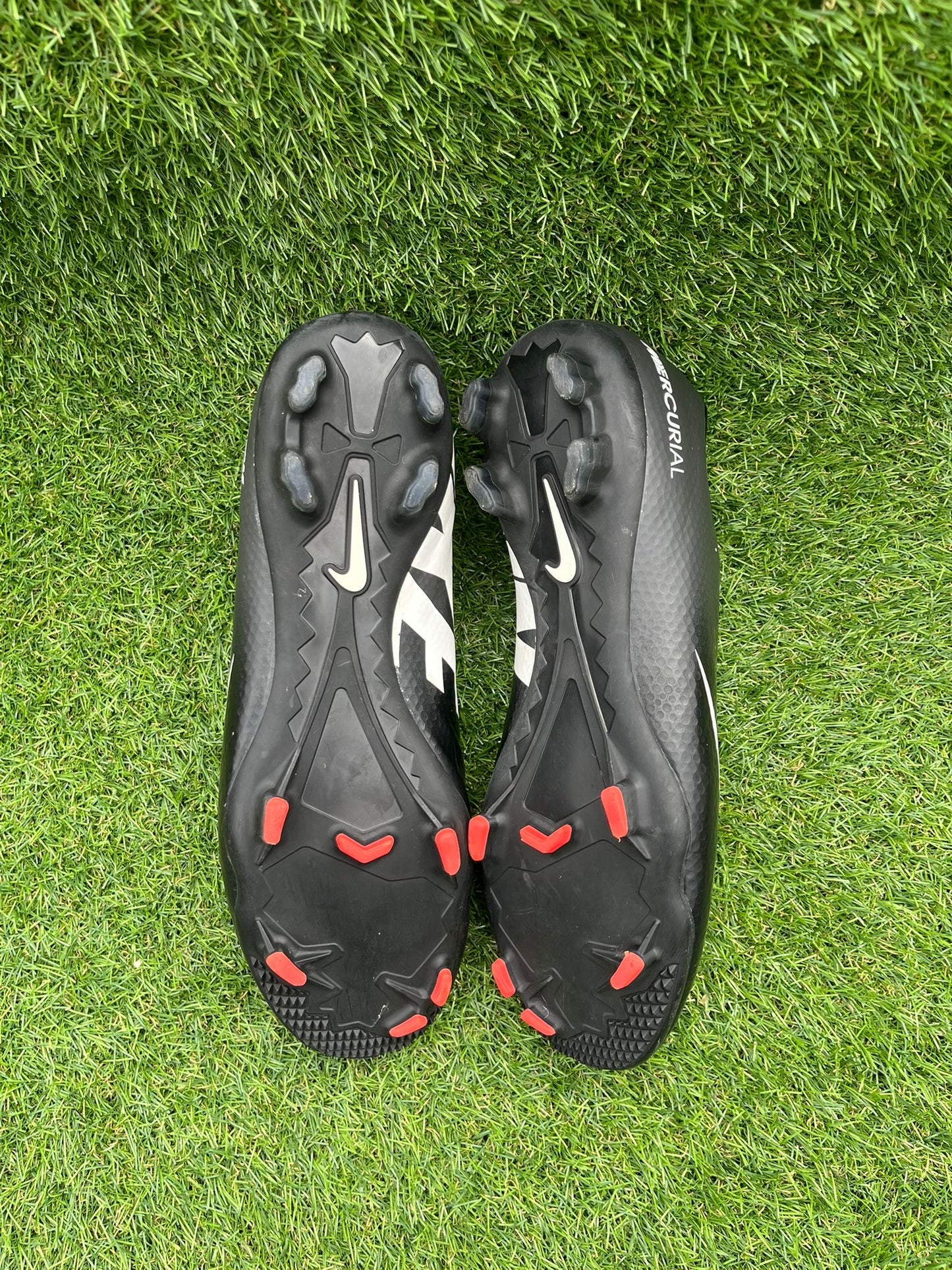 Nike Mercurial Victory IV FG - 9 UK