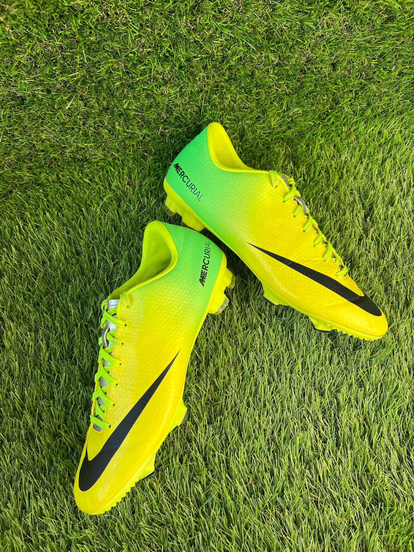 Nike Mercurial Victory IV FG - 8 UK