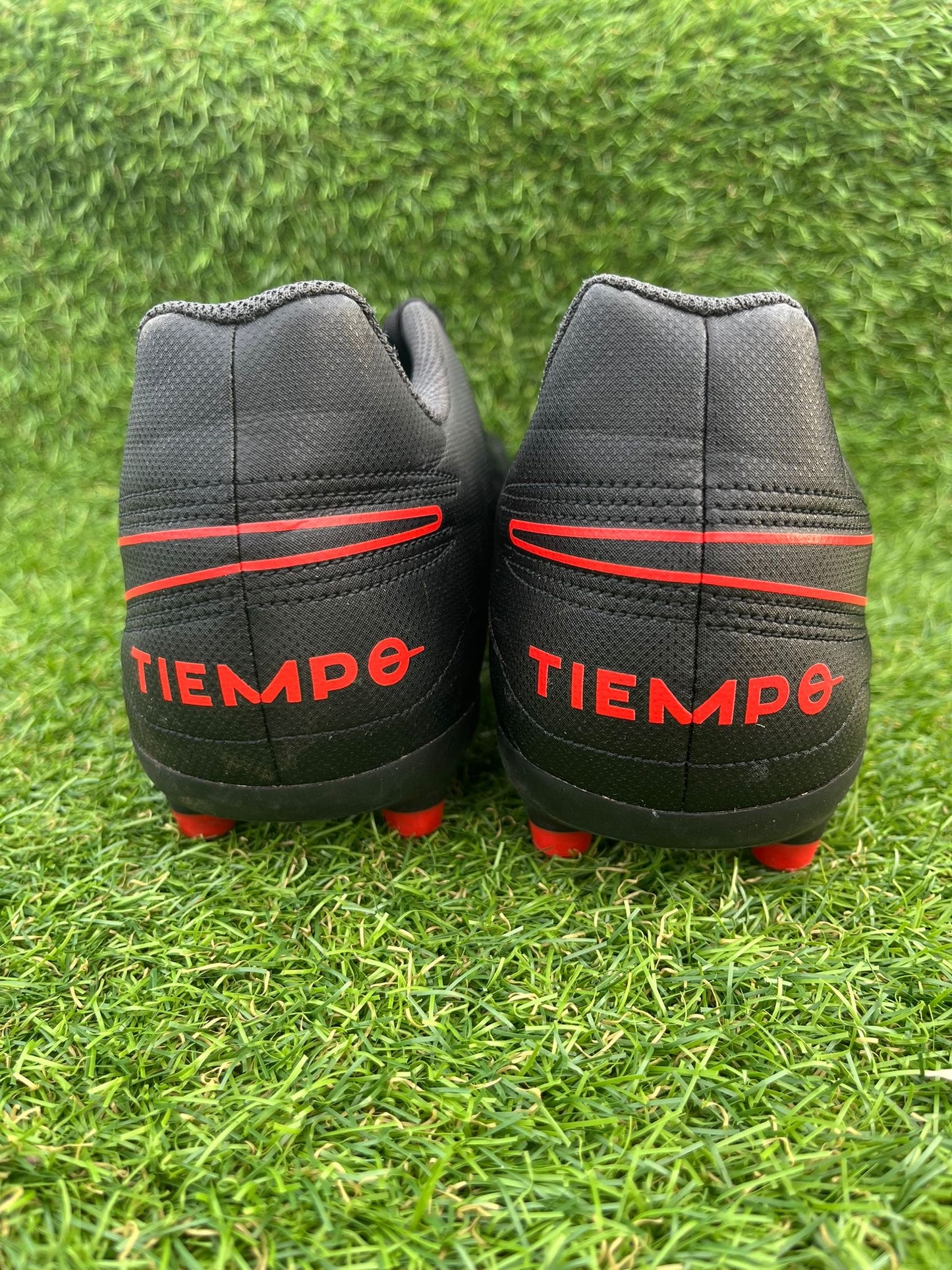 Nike Tiempo Legend 8 FG - 8 UK