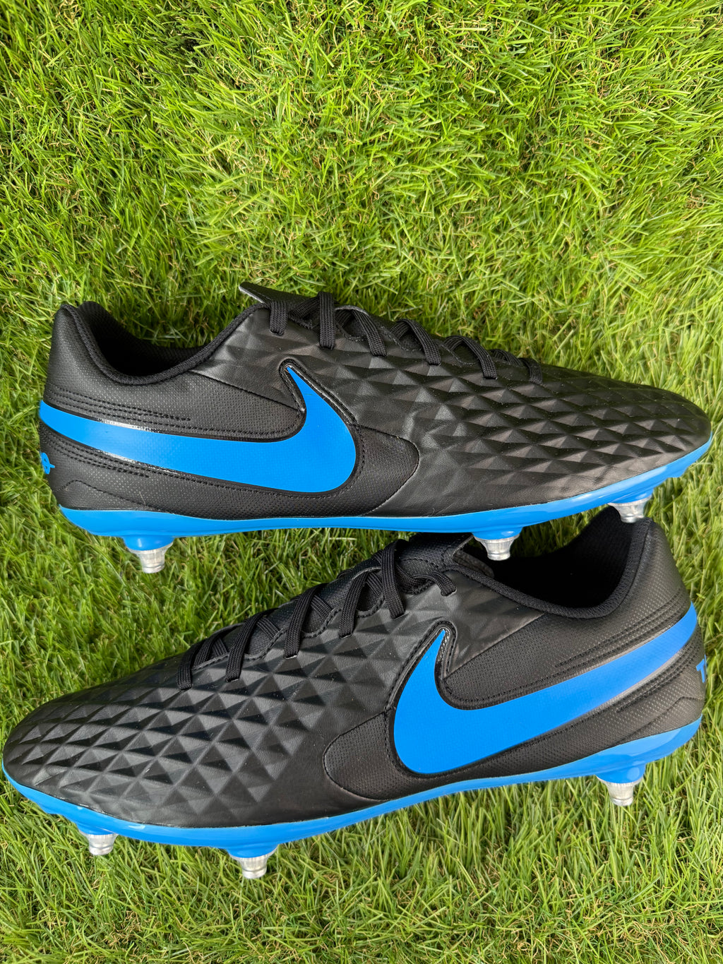 Nike Tiempo Legend 8 SG - 10 UK