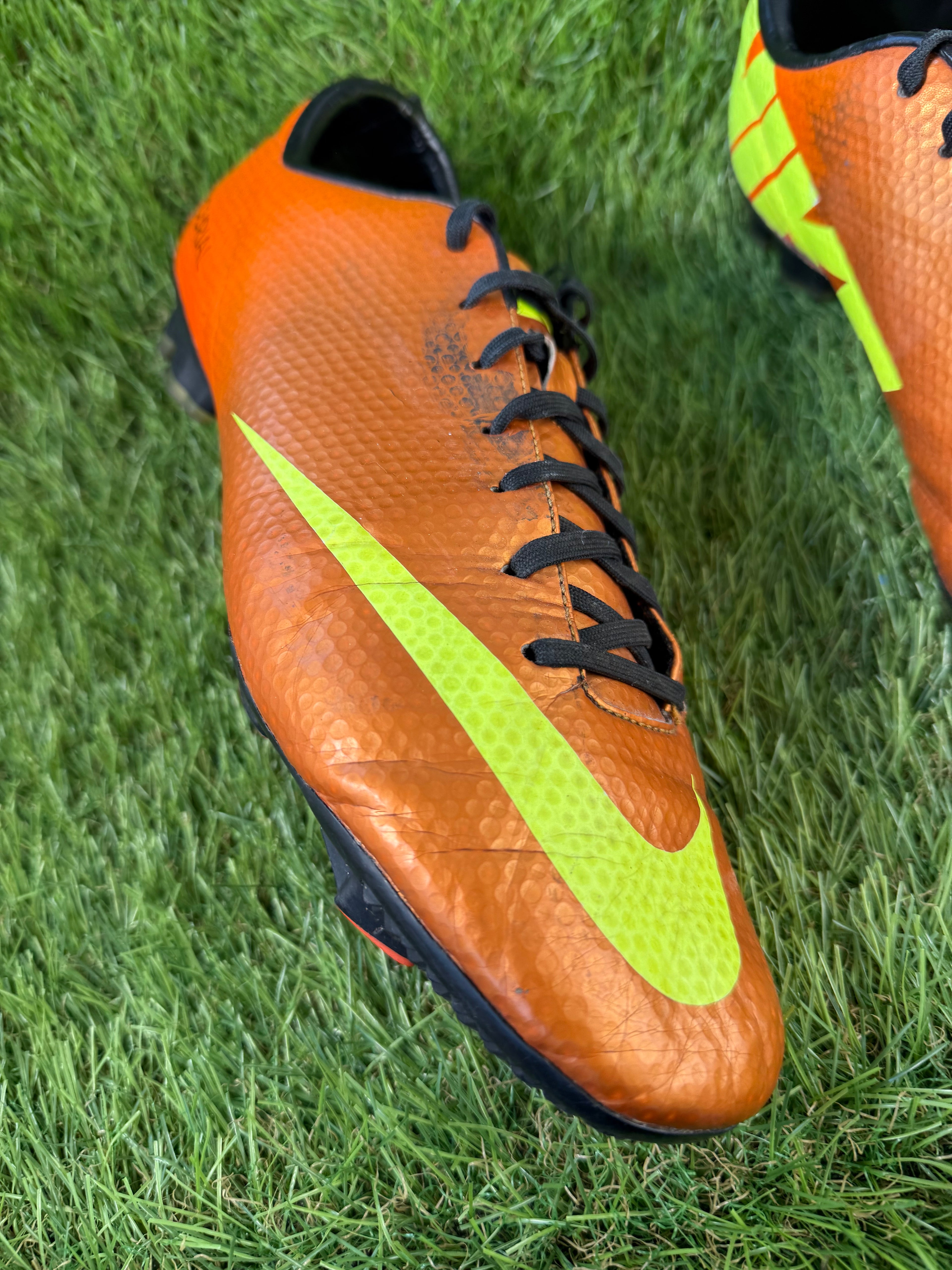 Nike Mercurial Victory IV FG - 10.5 UK