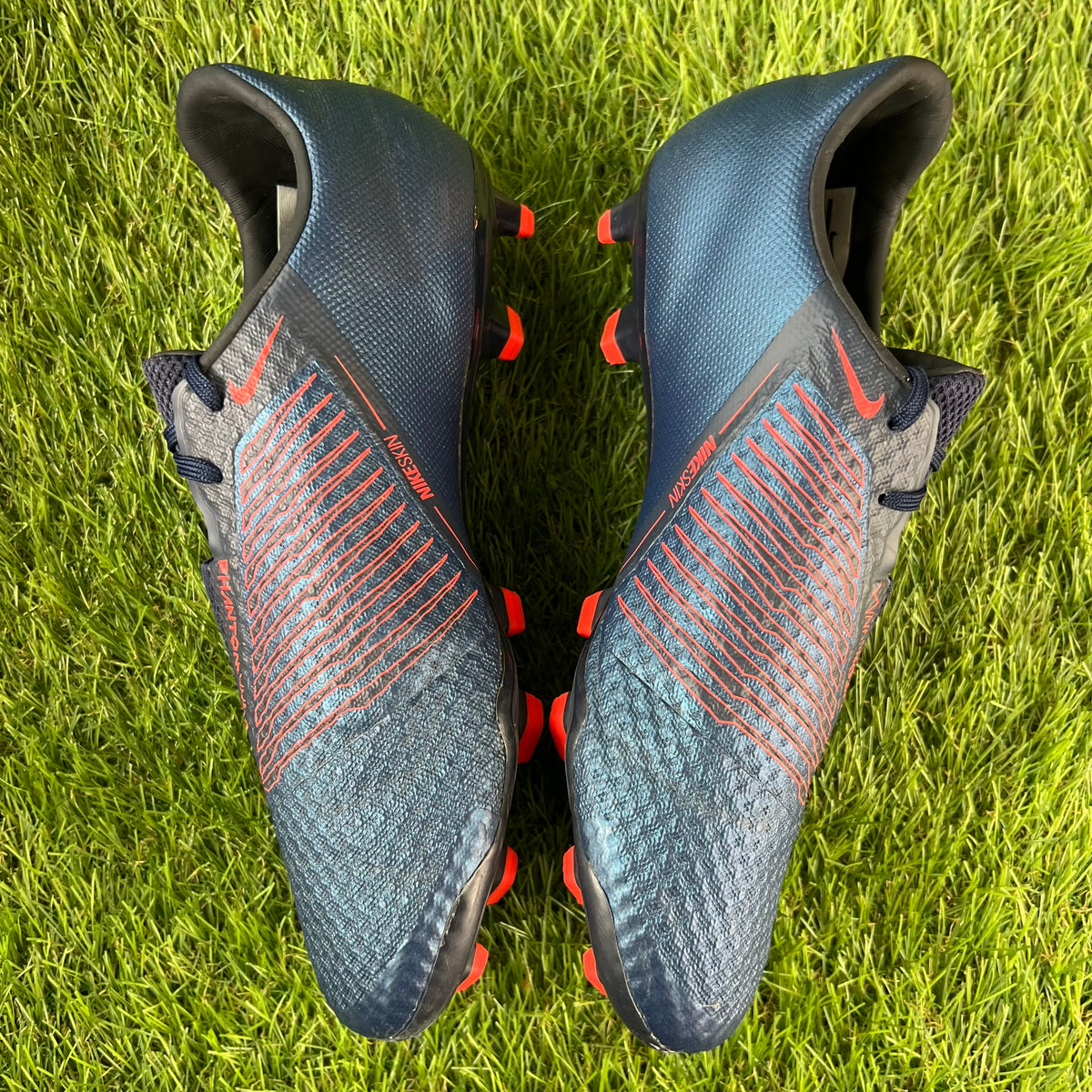 Nike Phantom Venom Academy FG - 8.5 UK