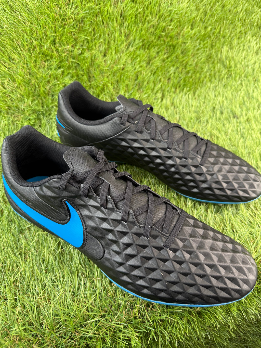 Nike Tiempo Legend 8 SG - 10 UK