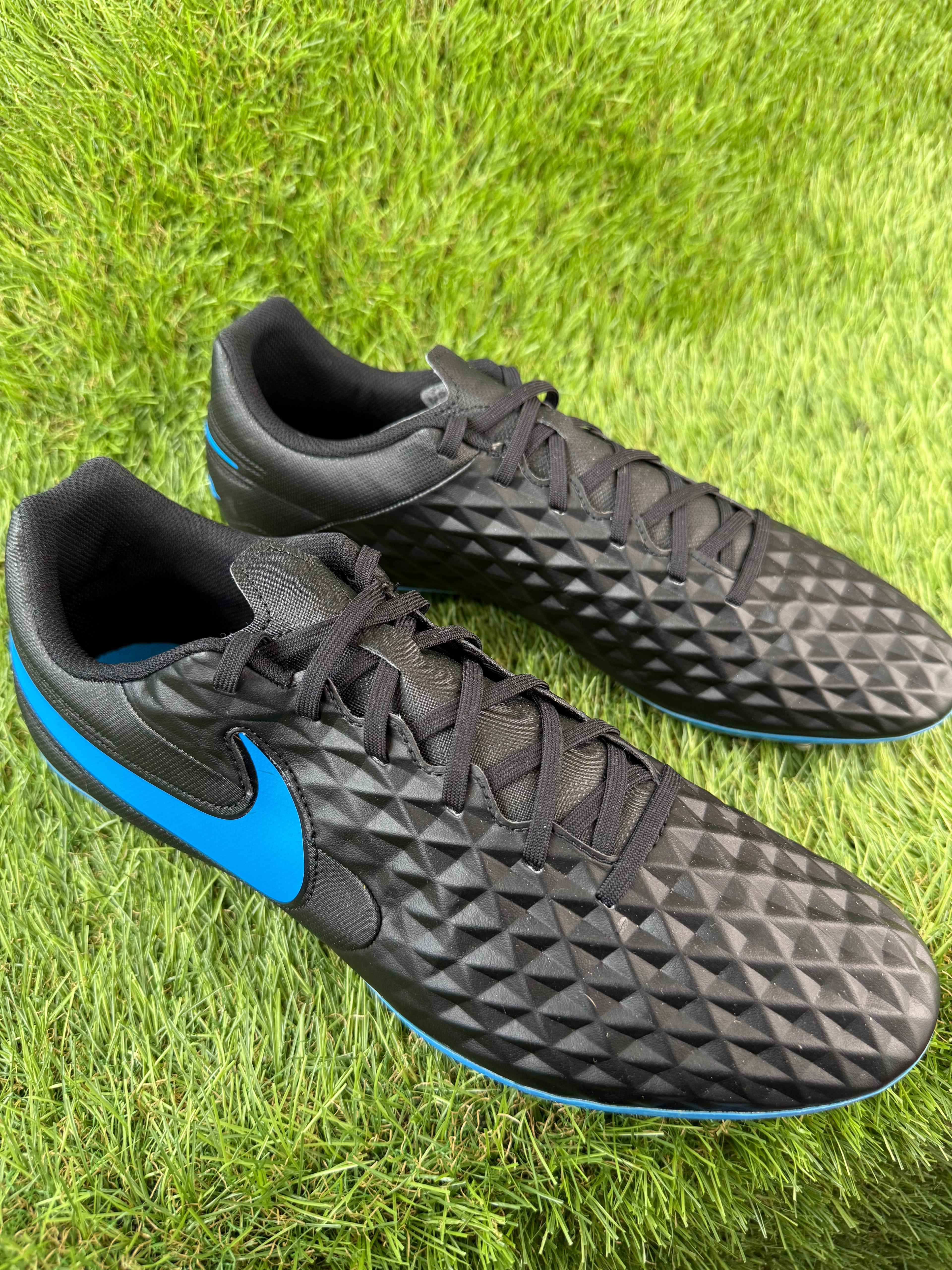 Nike Tiempo Legend 8 SG - 10 UK
