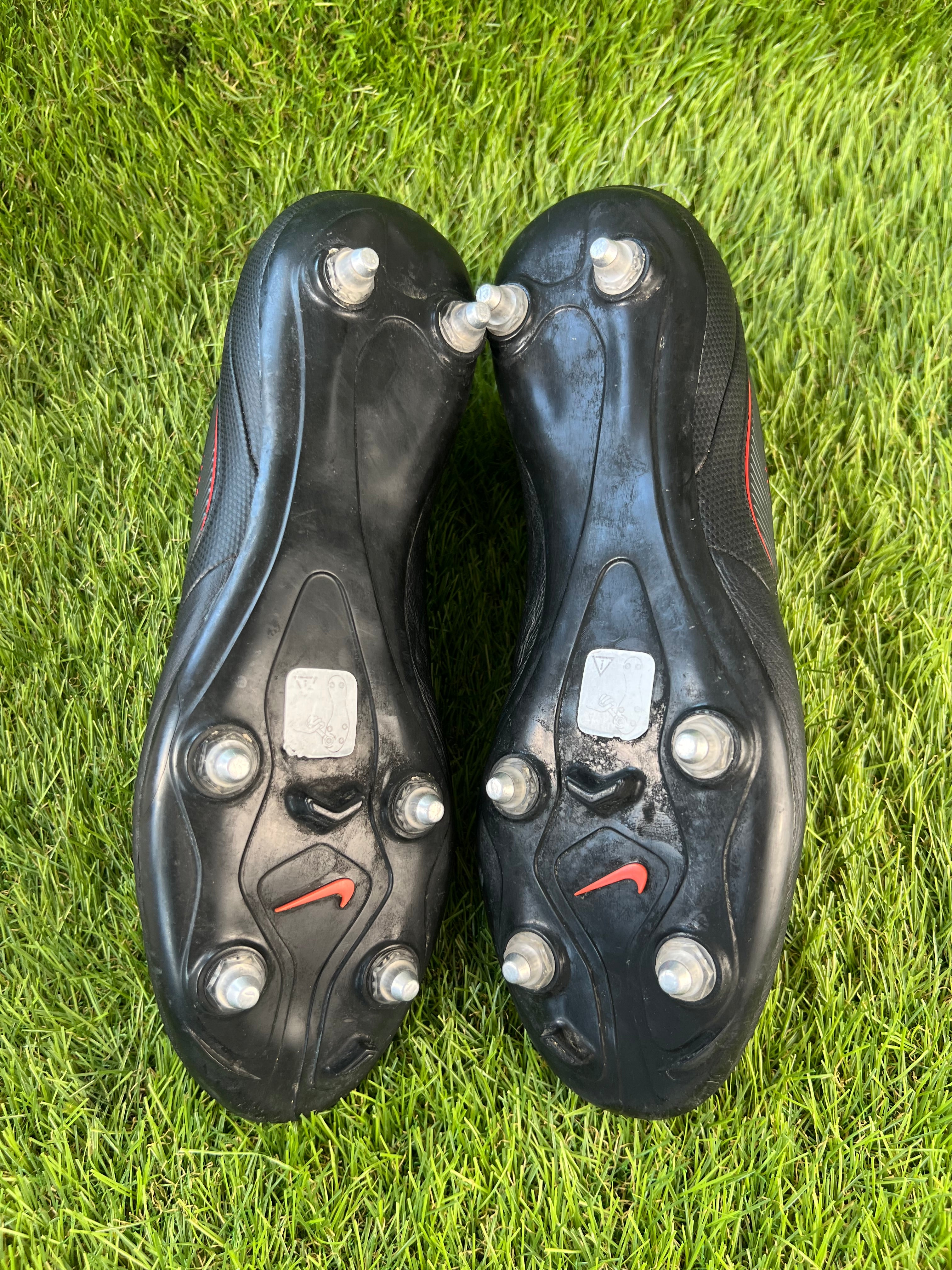 Nike Tiempo Legend 8 Pro - 9.5 UK