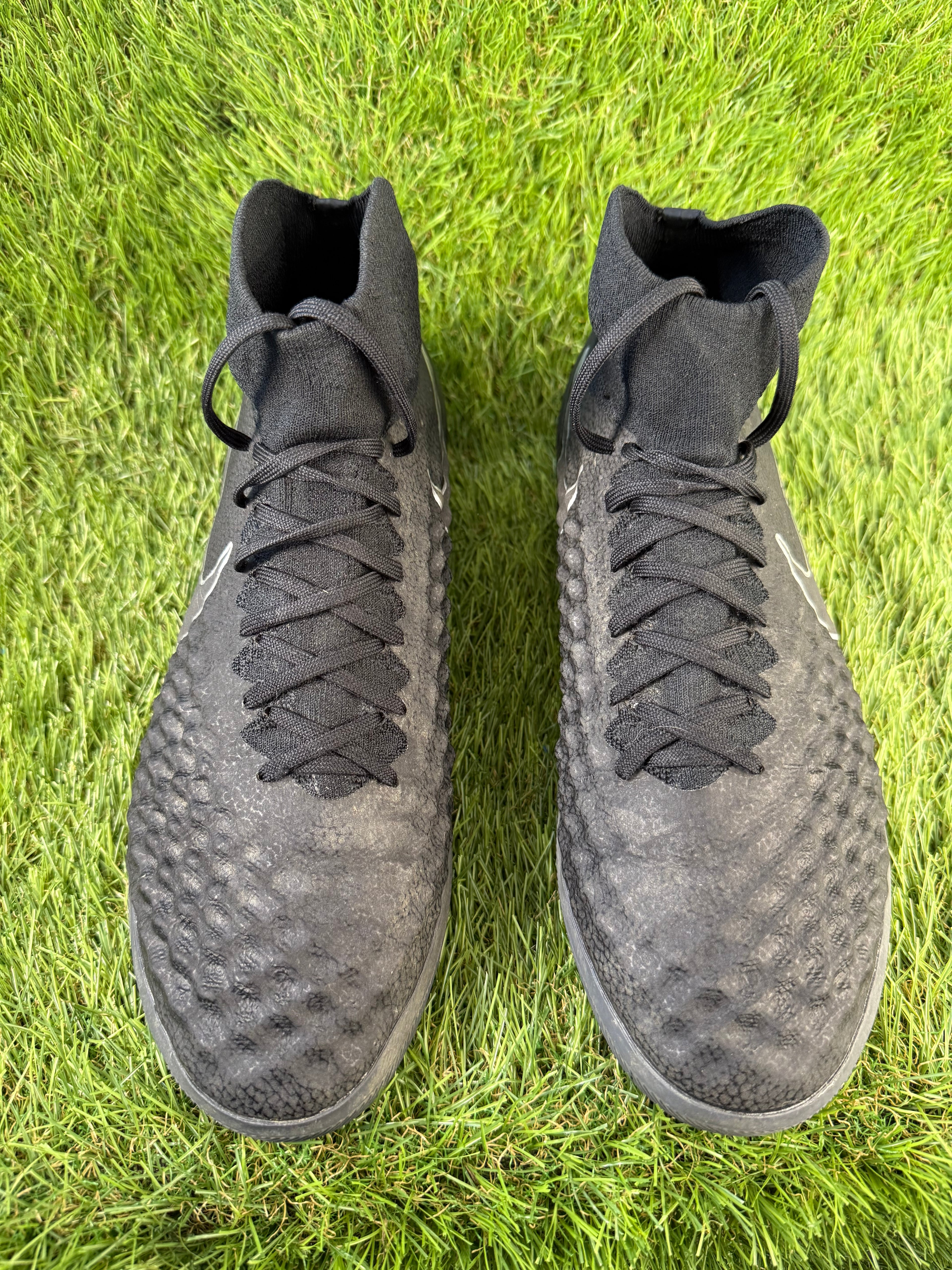 Nike MagistaX - 8.5 UK