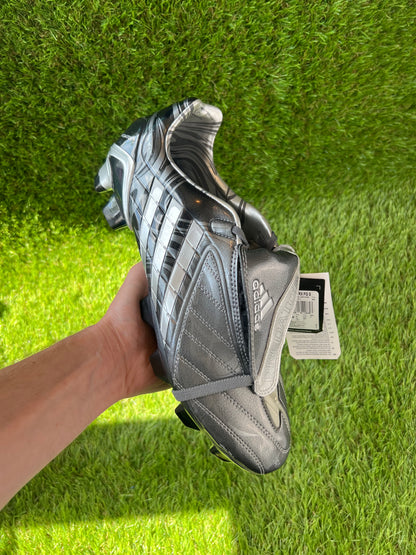 Adidas Predator Powerswerve FG silver - 11.5 UK