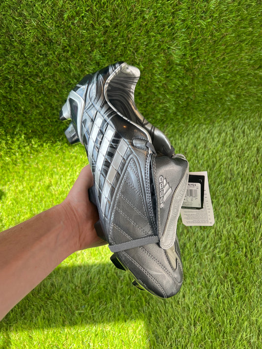 Adidas Predator Powerswerve FG silver - 11.5 UK