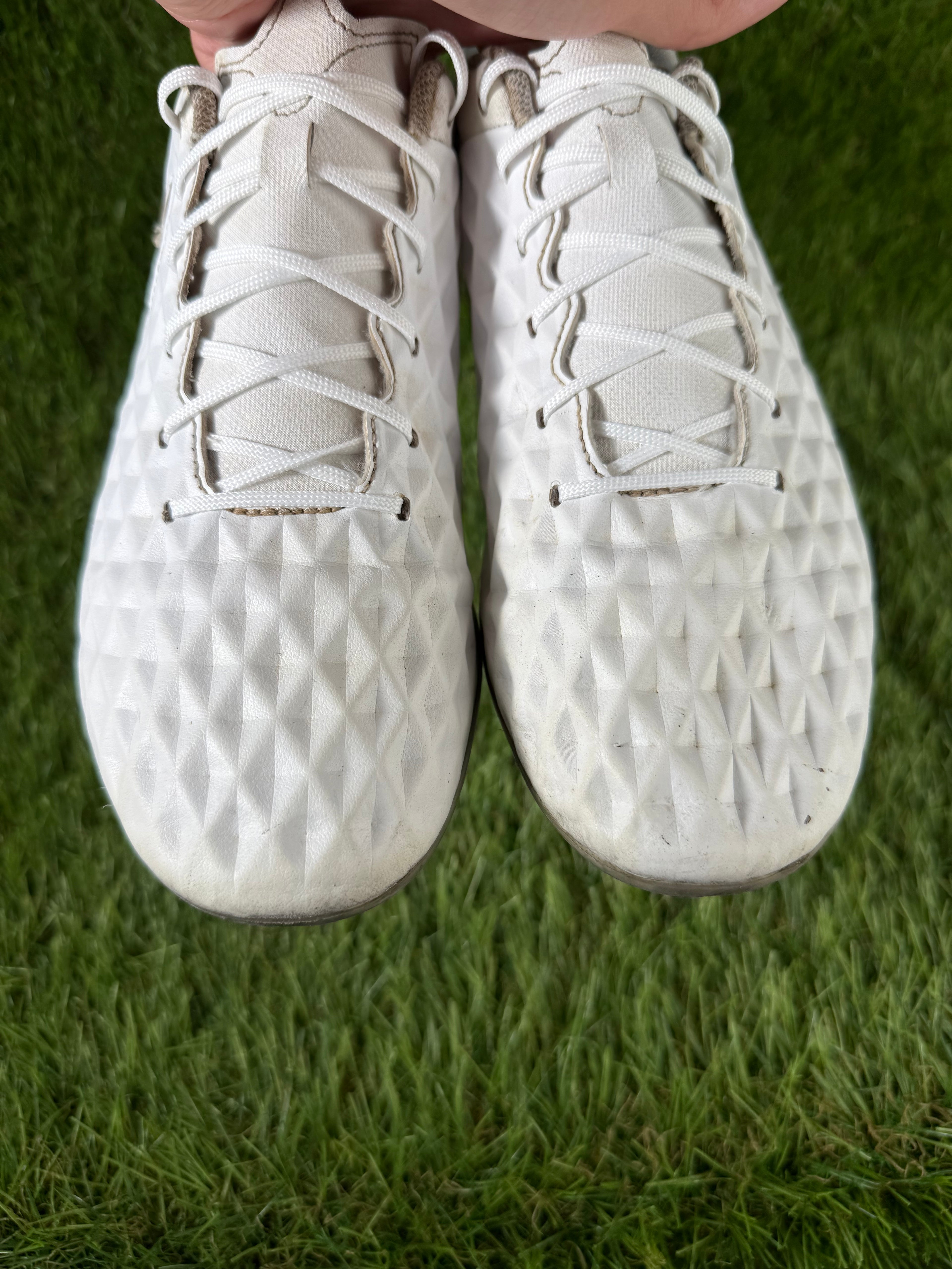 Nike Tiempo Legend 8 SG - 7.5 UK