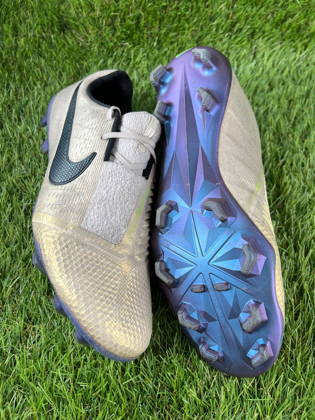 Nike Phantom Venom Elite FG - 8 UK