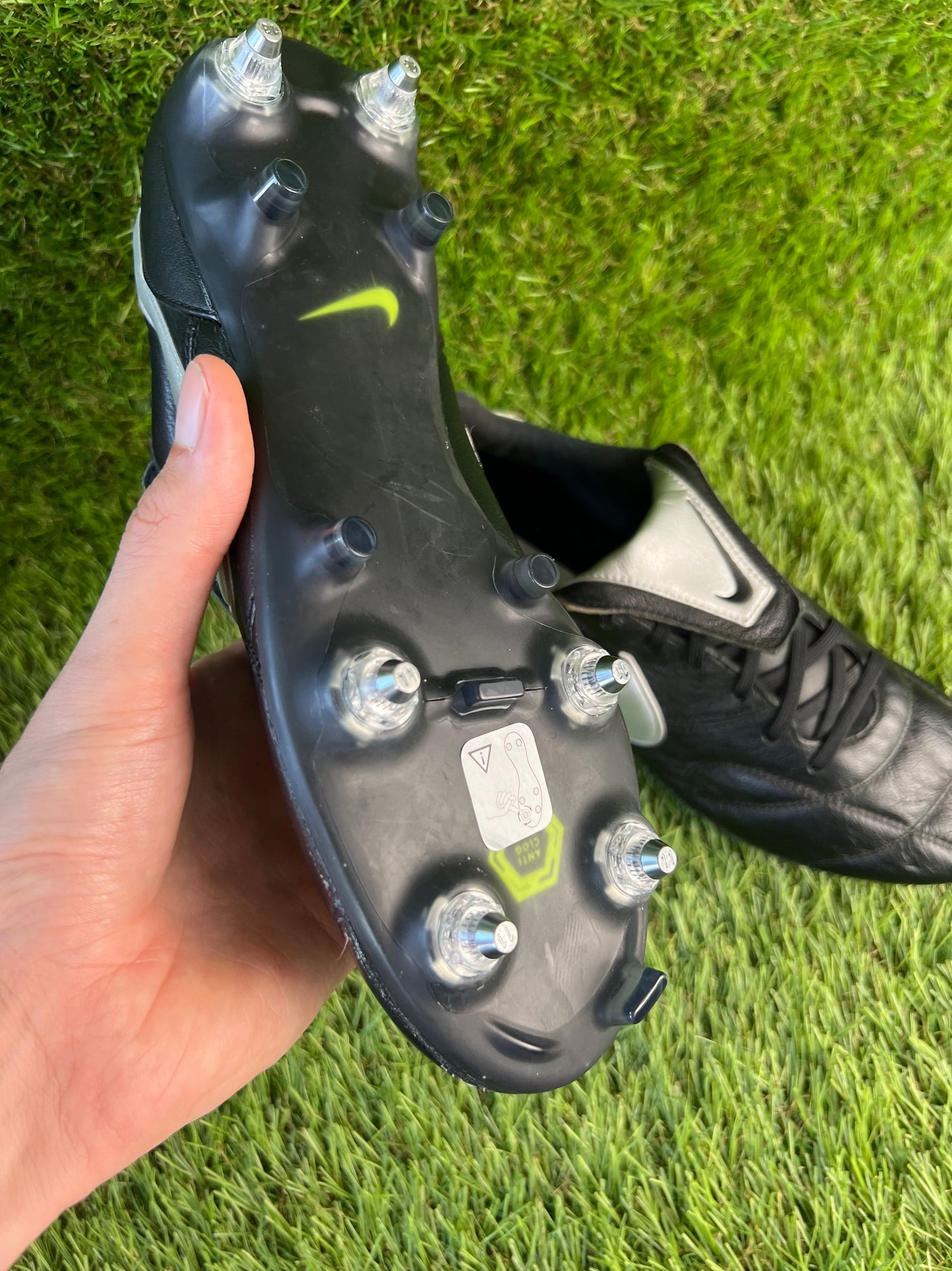Nike Premier II SG - 7.5 UK