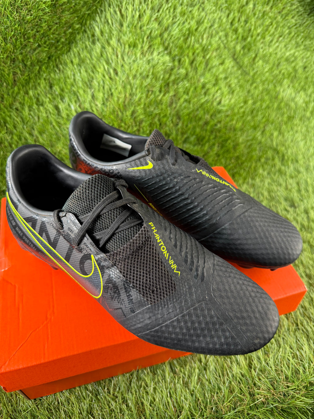 Nike Phantom Venom Academy SG - 8.5 UK