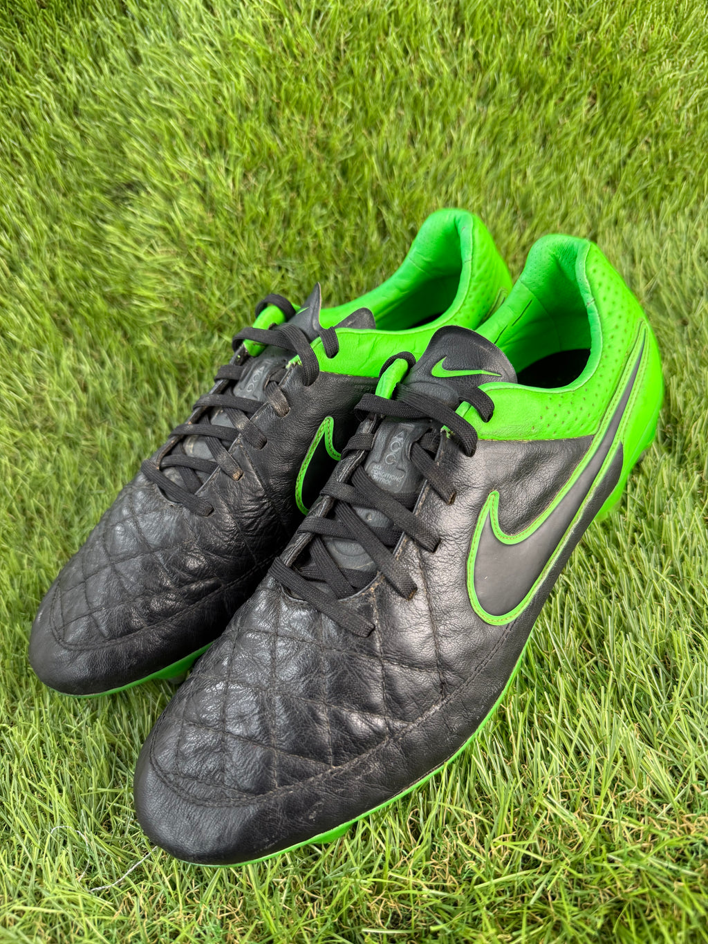 Nike Tiempo Legend V Elite ACC SG - 8.5 UK
