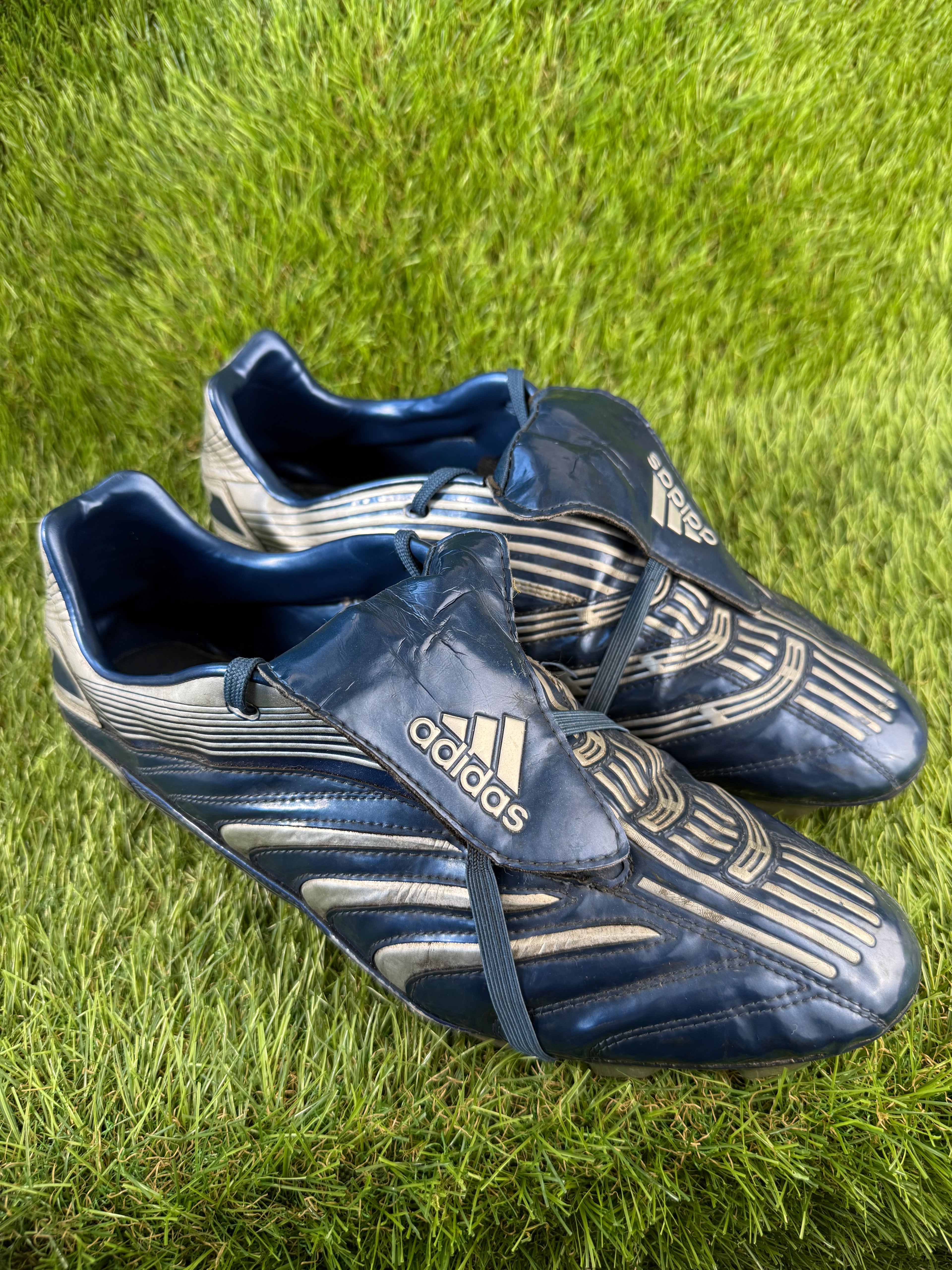 Adidas Predator Absolute FG - 11 UK