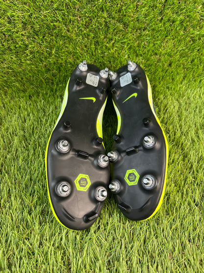 Nike Phantom Venom Academy SG - 9 UK