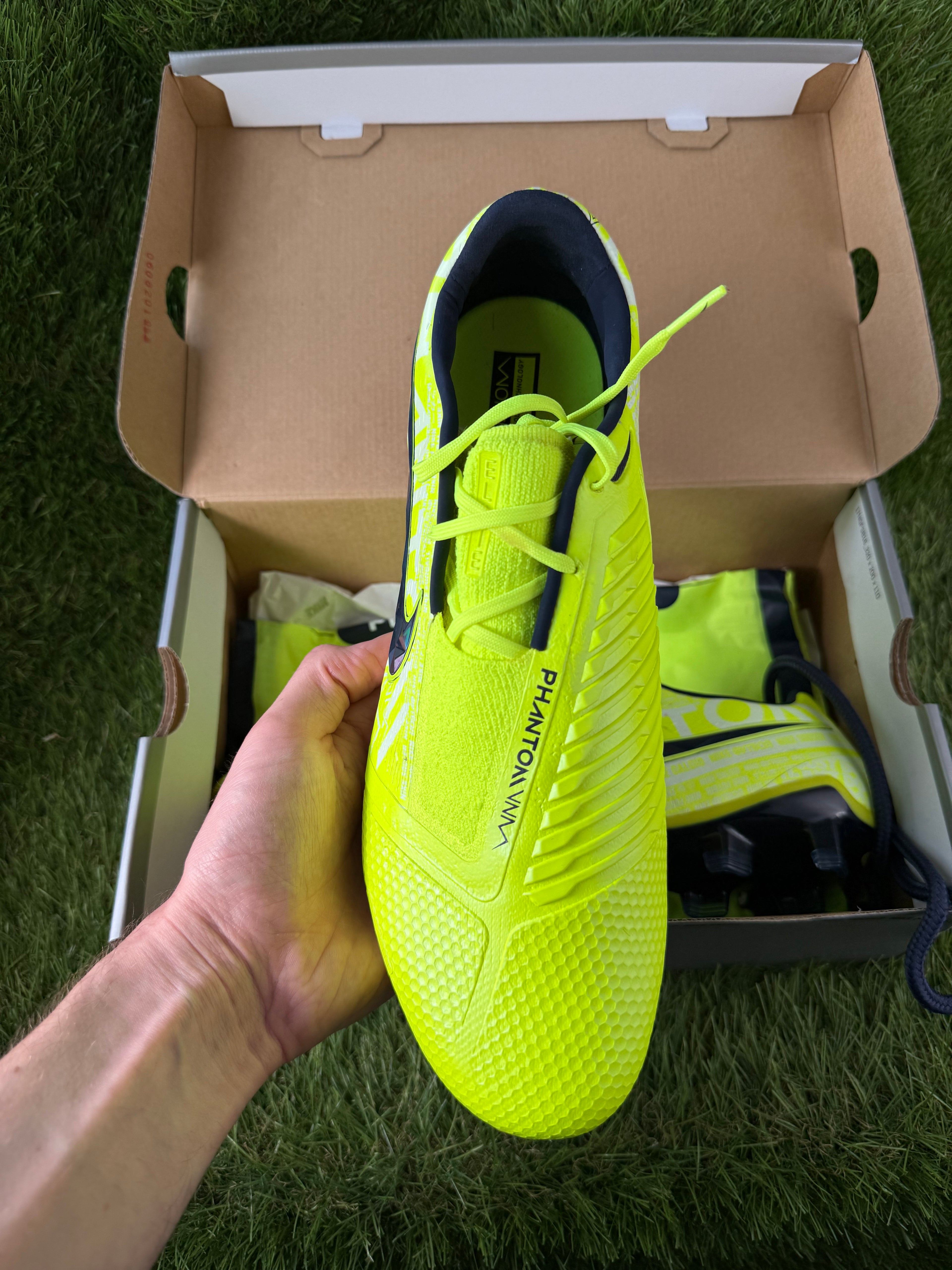 Nike Phantom Venom Elite FG - 11 UK