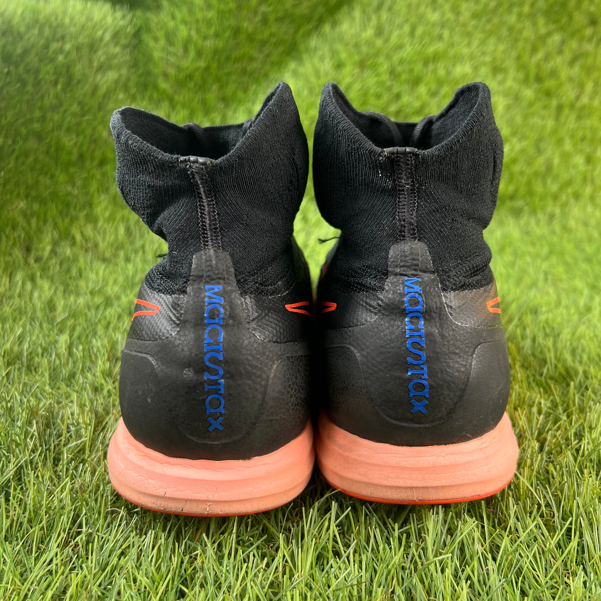 Nike MagistaX TF - 9.5 UK