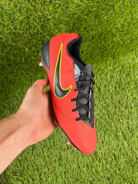 Nike Total 90 Exacto IV SG - 10 UK
