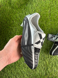 Umbro Michael Owen SG - 8.5 UK