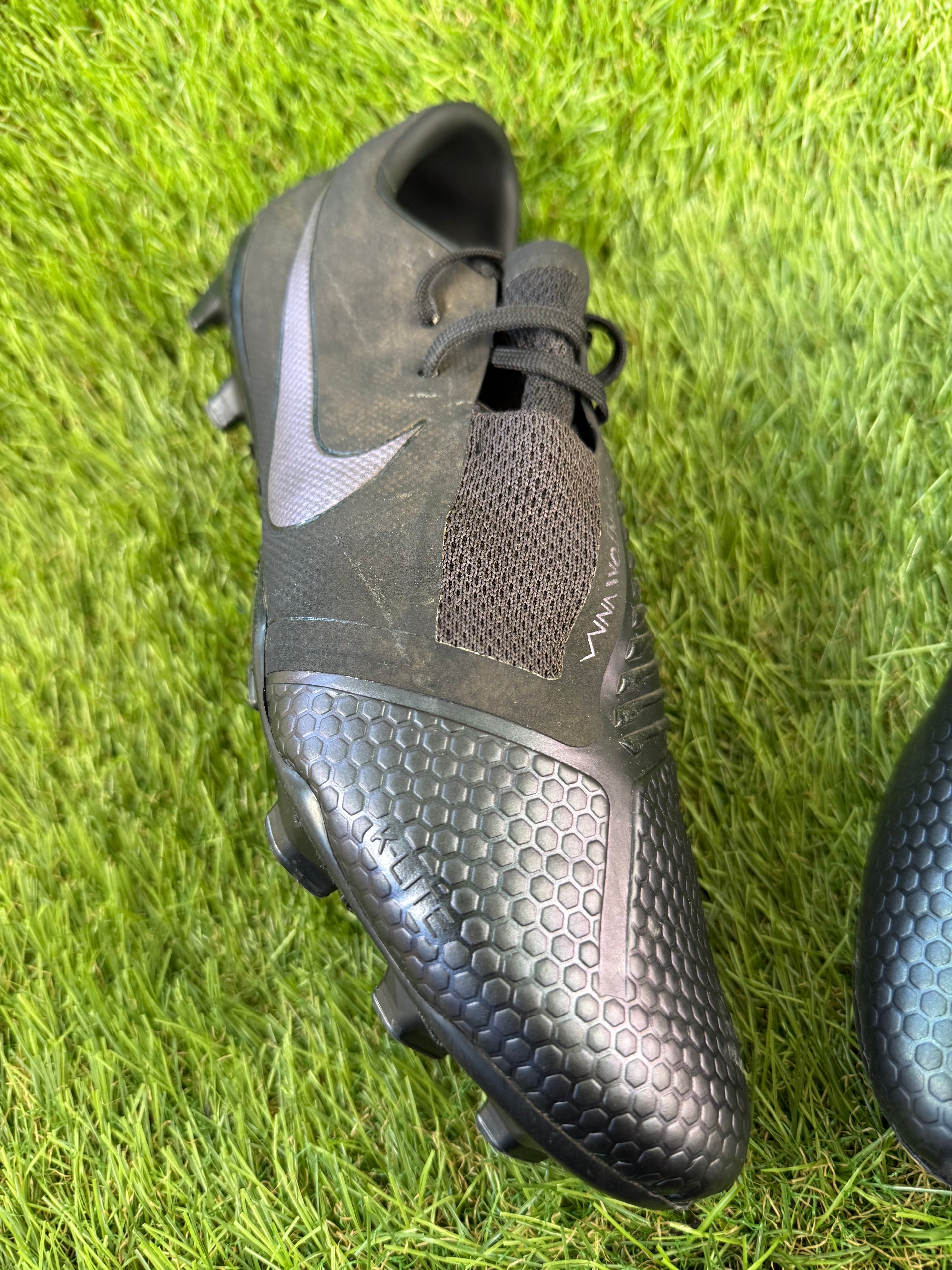 Nike Phantom Venom Pro FG - 9.5 UK