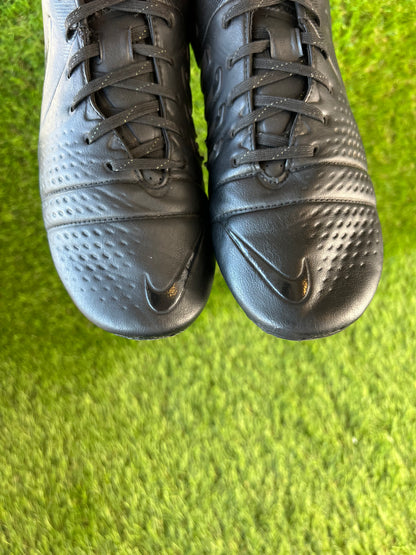 Nike CTR360 Maestri III Limited Edition 'Lights Out' FG - 9 UK