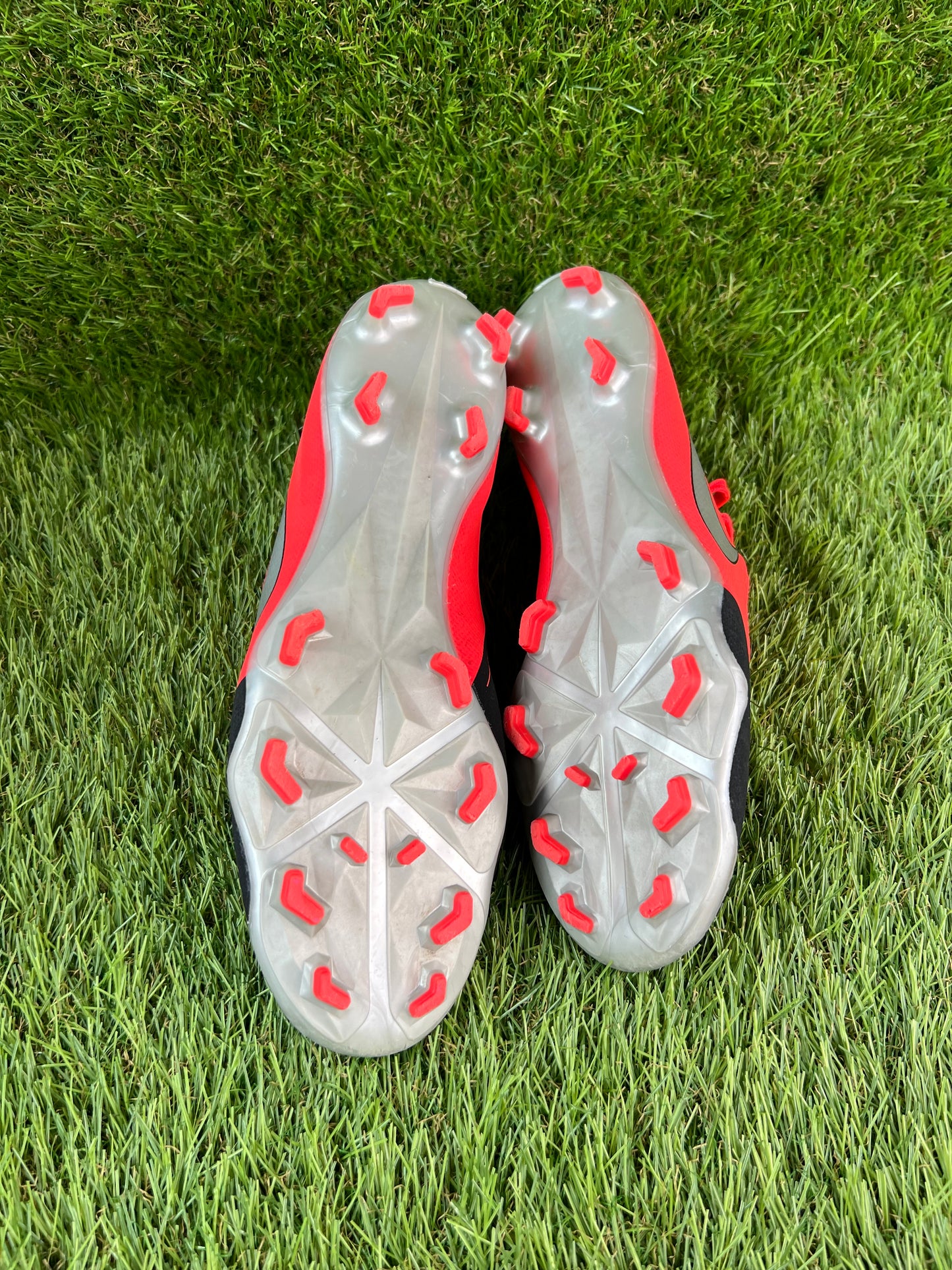 Nike Phantom Venom Academy FG - 8 UK